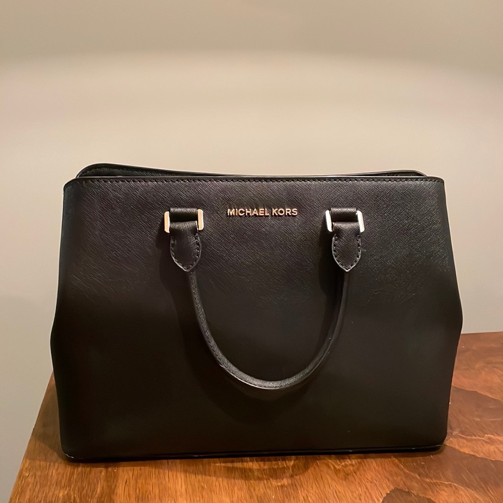 Like new black Michael Kors purse